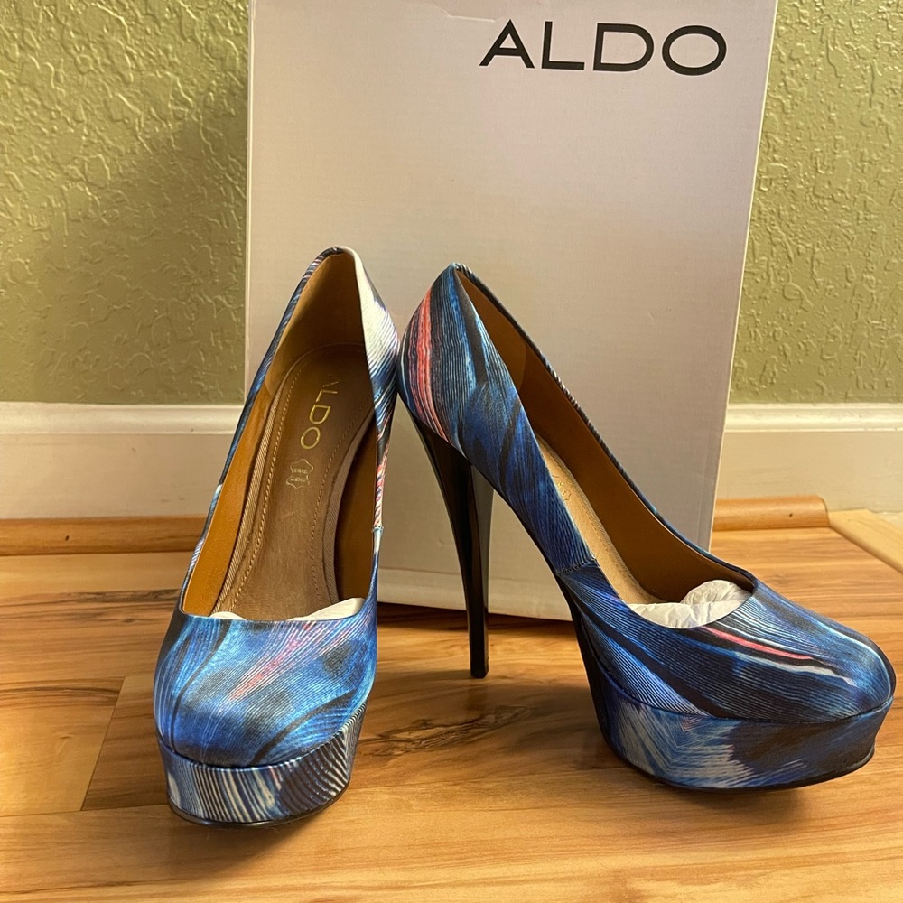 💙 Aldo Geometric Print Platforms Heels Pumps - Size 7